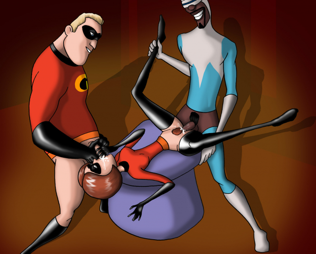 elastigirl+frozone+helen parr+robert parr