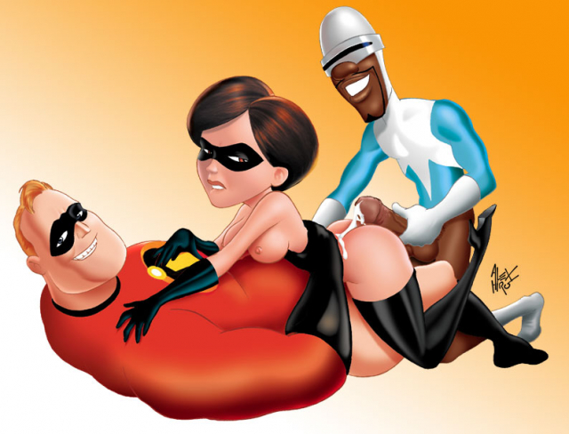 elastigirl+frozone+helen parr+robert parr